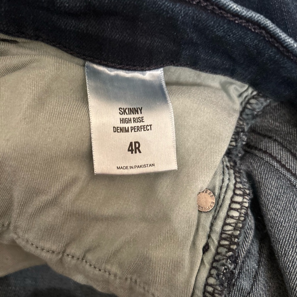 Express Skinny High Rise Jeans - Picture 4 of 5